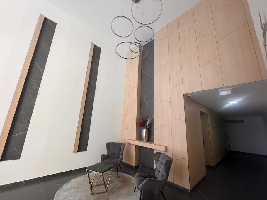 Karzo Property Lk 206 Budapest Bagian luar foto