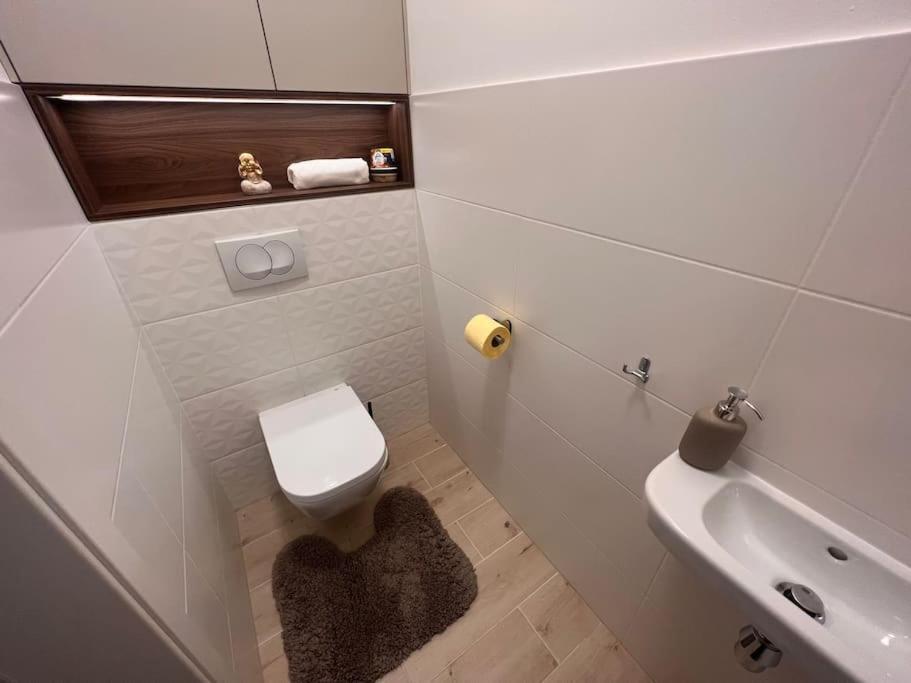 Karzo Property Lk 206 Budapest Bagian luar foto