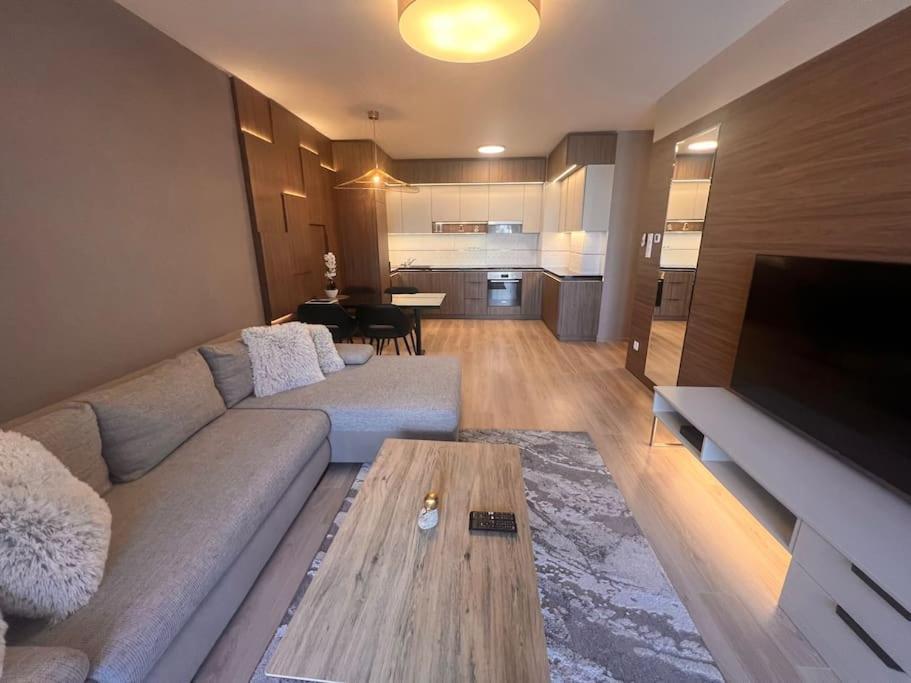 Karzo Property Lk 206 Budapest Bagian luar foto